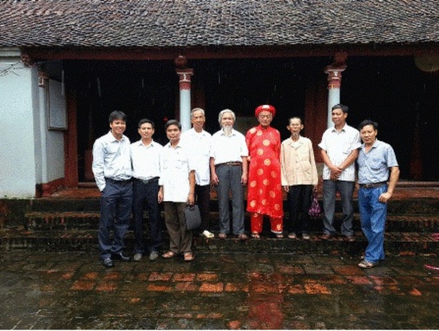 bia-hoa-lam-tam-bao-thi-mot-tu-lieu-hiem-ve-but-tich-cua-cu-dong-nhan-phai